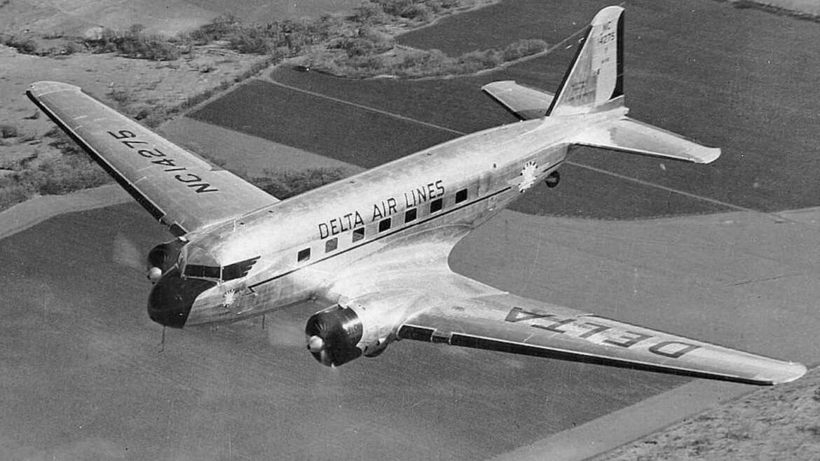 23 Photos Capturing the Golden Age of Aviation (1919-1939) - The Scroller