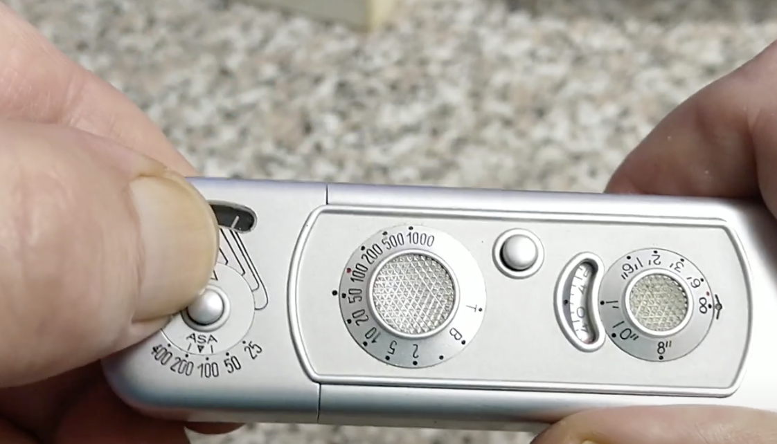 15 Spy Gadgets That Were Used During the Cold War - The Scroller