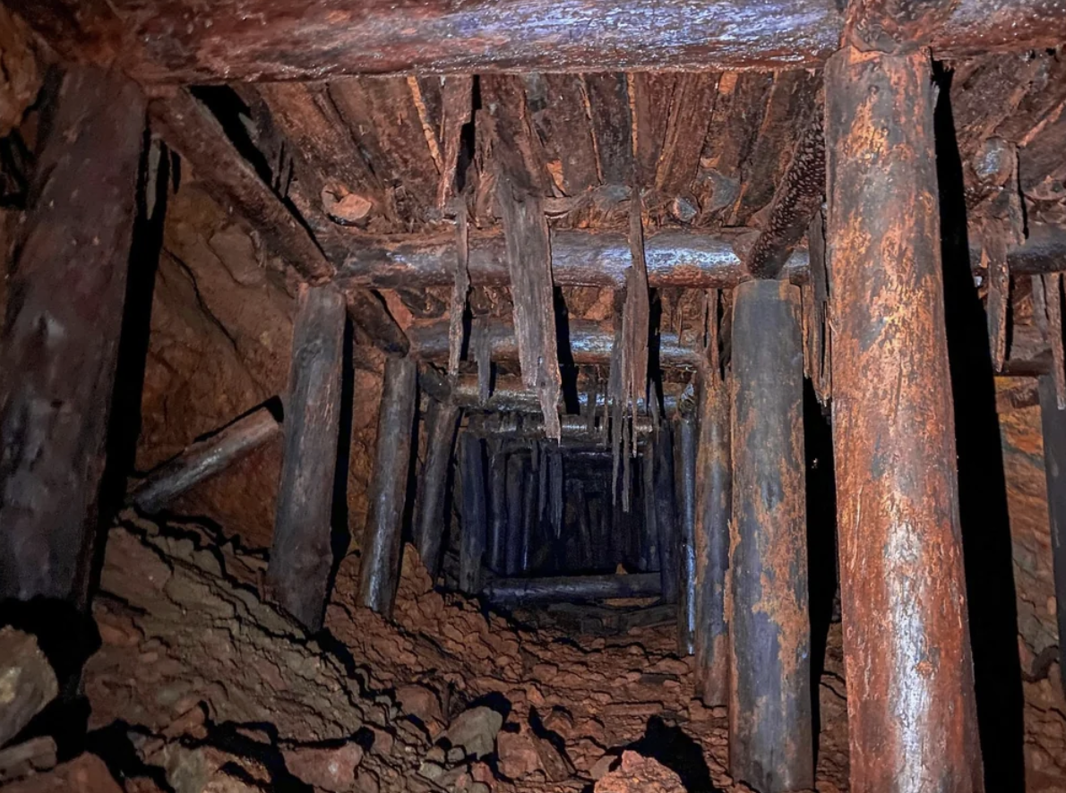 The Forgotten Depths: 20 Photos of Abandoned Mines and Other Forgotten ...