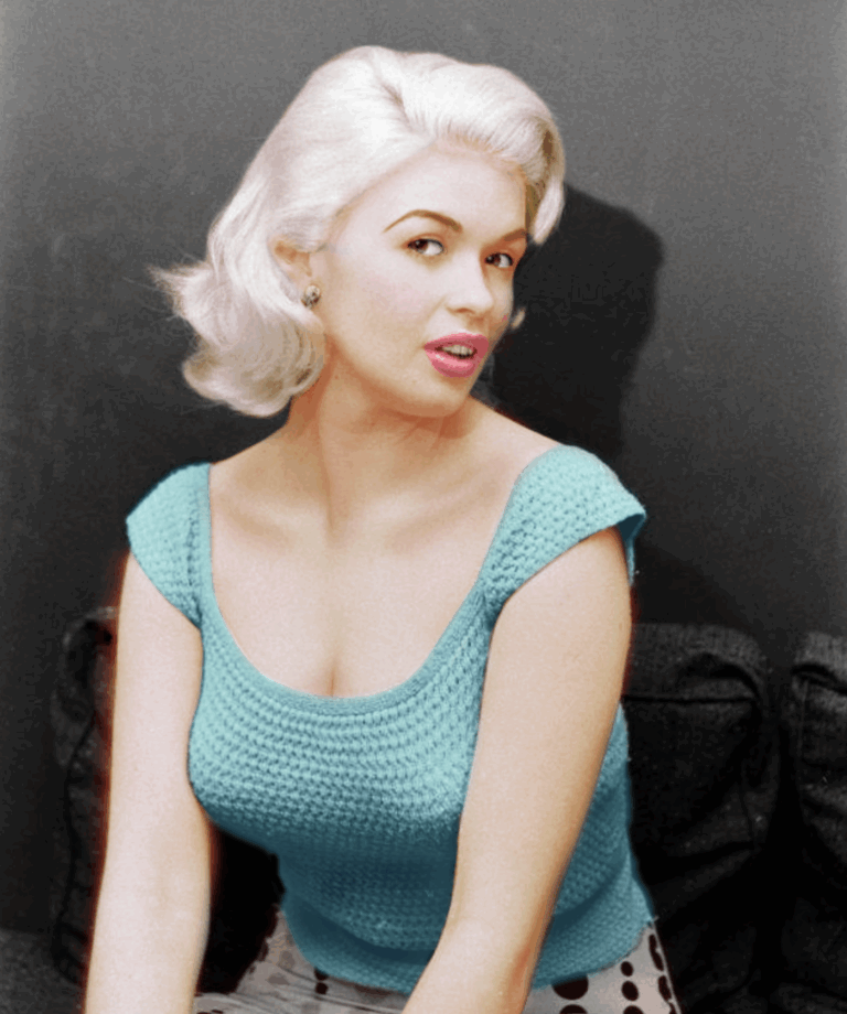 15 Colorized Photos of Hollywood Icon Jayne Mansfield