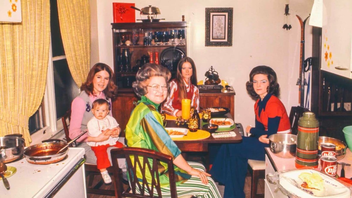 35 Early to the Mid-1970s Vintage Photos