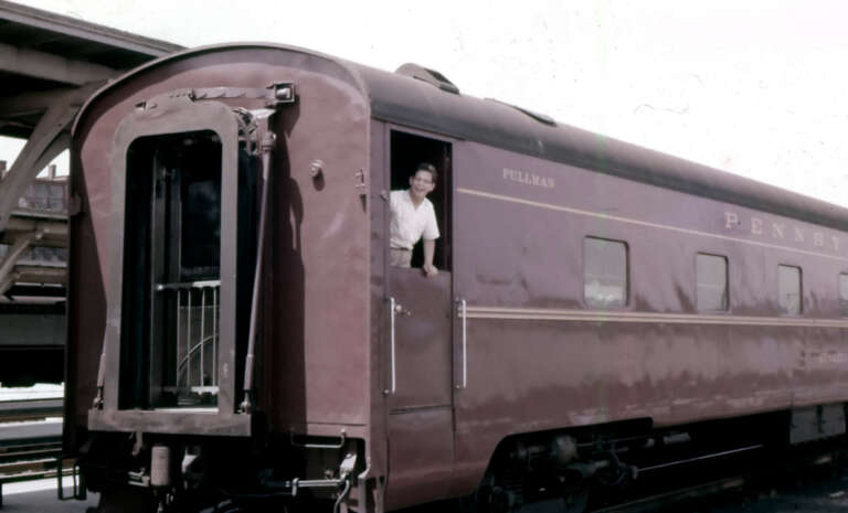 20 Vintage Photos of Railroad Workers (1890s–1970s)