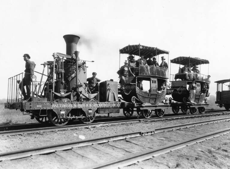 20 Vintage Photos of Railroad Workers (1890s–1970s)