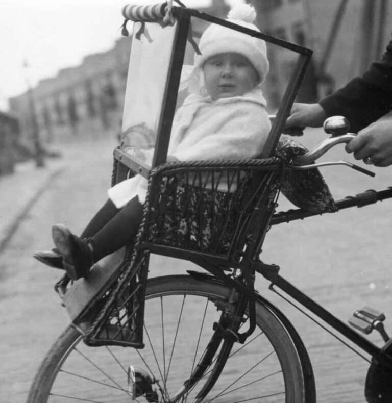 24 Vintage Photos That Capture 1925