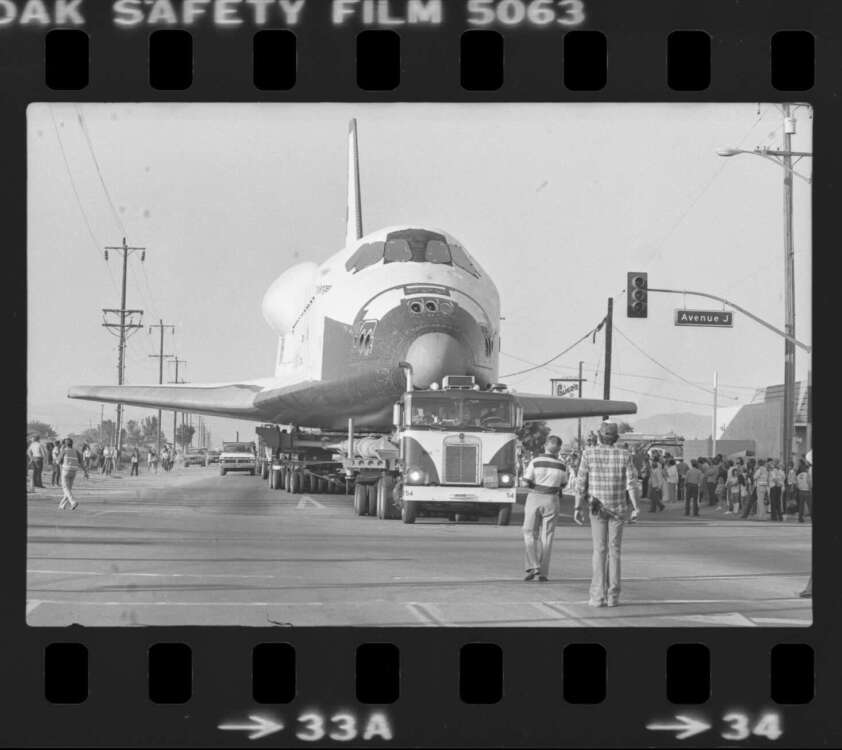 35 Nostalgic Vintage Photos of 1982