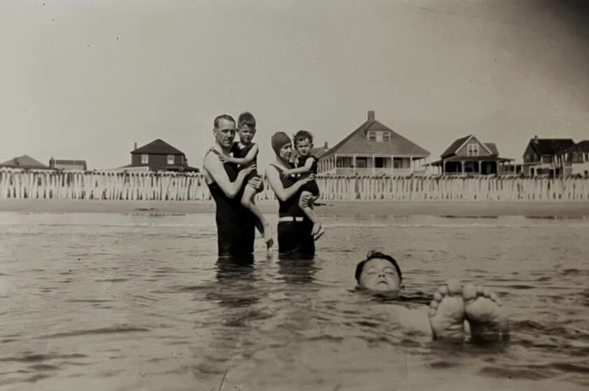 24 Vintage Photos That Capture 1925