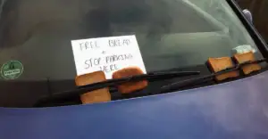 notes-strangers-left-on-cars-deserve-an-award