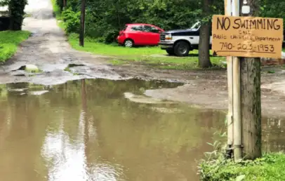 petty-strangers-best-public-messages