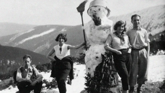 vintage-snowmen-photos