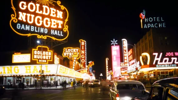 las-vegas-golden-era-neon-photos