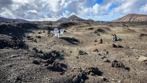 nasa-astronaut-training-places-earth