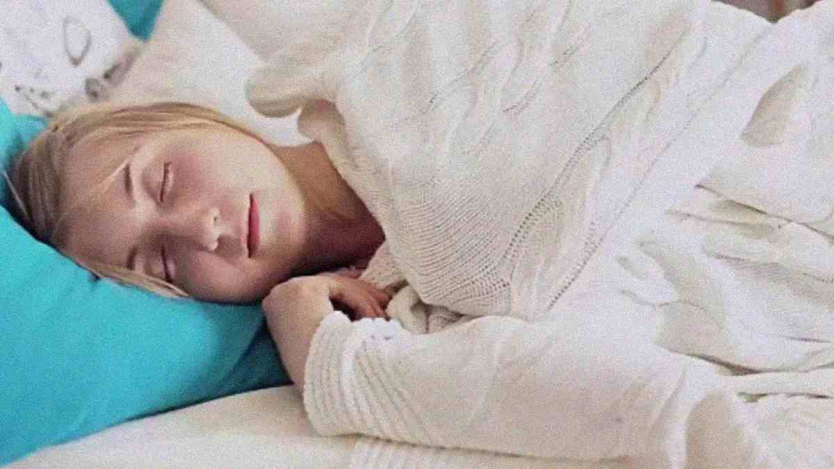15 Weird Things That Happen During Sleep