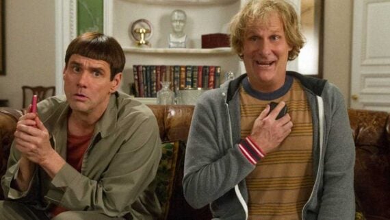Jim Carrey and Jeff Daniels as Lloyd Christmas and Harry Dunne in a promotional image from Dumb and Dumber To.