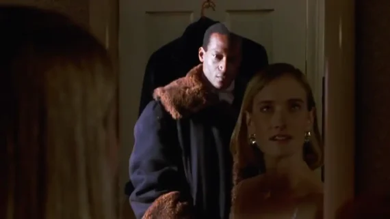 predictable-horror-movie-moments-tropes