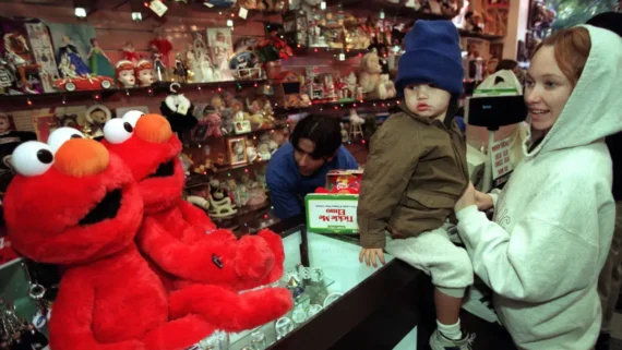requested-1990s-holiday-season-toys