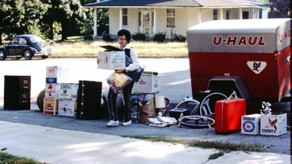 vintage-photos-moving-day