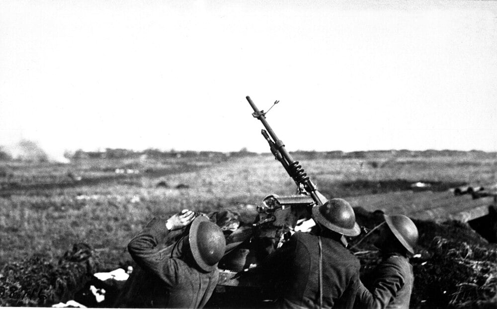 World War I anti-aircraft gun crew