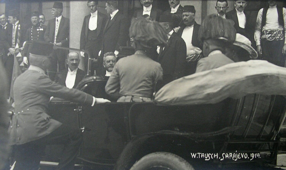 Archduke Franz Ferdinand and Sophie in an open-top car in Sarajevo in 1914.